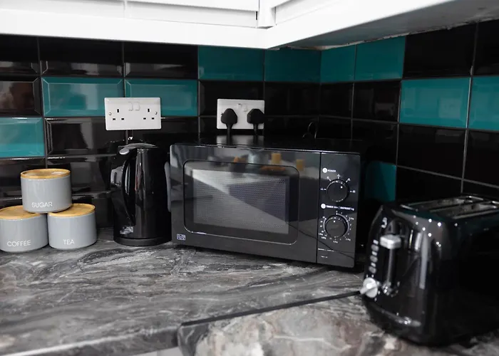 Spacious Studio Apartment In Cardiff City Centre